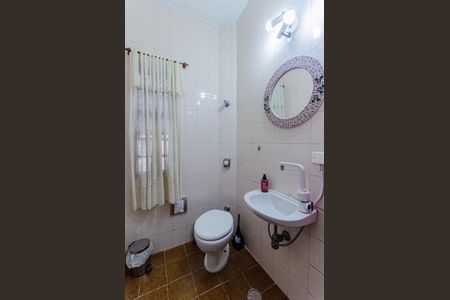 Casa à venda com 160m², 3 quartos e 2 vagasLavabo