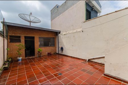 Casa à venda com 160m², 3 quartos e 2 vagasQuintal