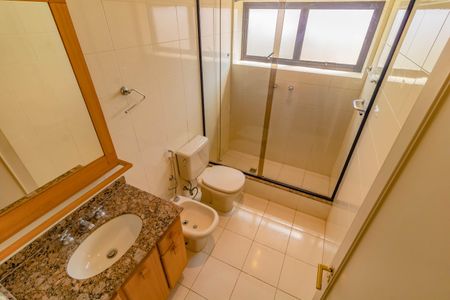 Apartamento à venda com 370m², 6 quartos e 6 vagasBanheiro 