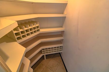 Apartamento à venda com 370m², 6 quartos e 6 vagasDespensa