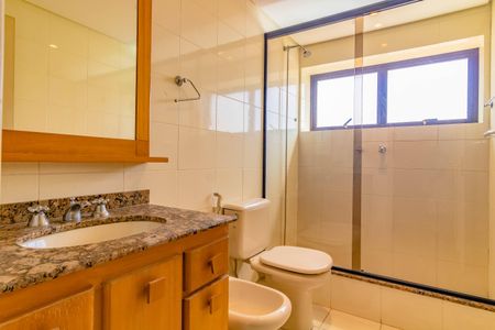 Apartamento à venda com 370m², 6 quartos e 6 vagasBanheiro 