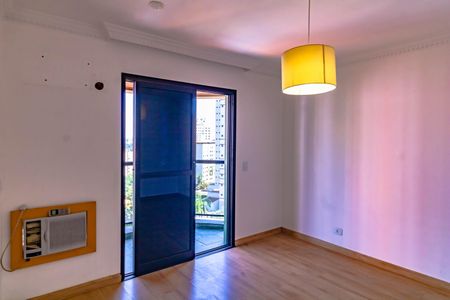 Apartamento à venda com 370m², 6 quartos e 6 vagasQuarto 2