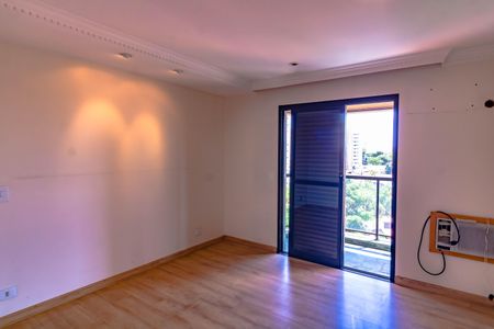 Apartamento à venda com 370m², 6 quartos e 6 vagasQuarto 5