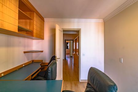 Apartamento à venda com 370m², 6 quartos e 6 vagasQuarto