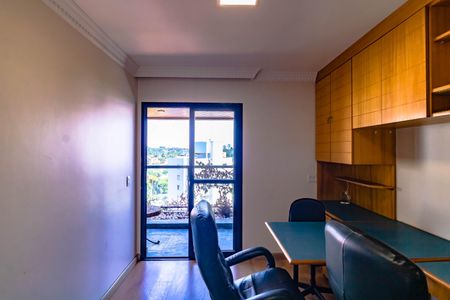 Apartamento à venda com 370m², 6 quartos e 6 vagasQuarto