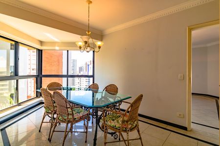 Apartamento à venda com 370m², 6 quartos e 6 vagasSala