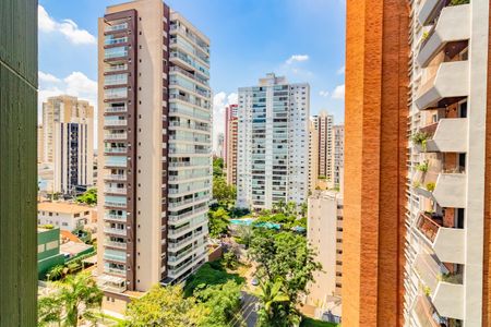 Apartamento à venda com 370m², 6 quartos e 6 vagasVista do Closet do Quarto 5