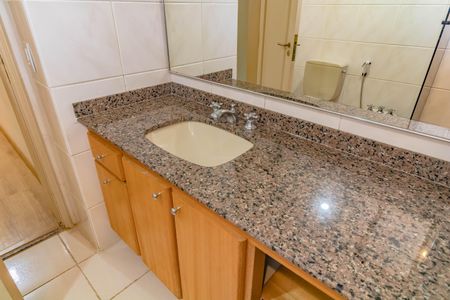 Apartamento à venda com 370m², 6 quartos e 6 vagasBanheiro