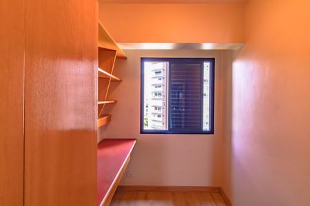 Apartamento à venda com 370m², 6 quartos e 6 vagasCloset do Quarto 5