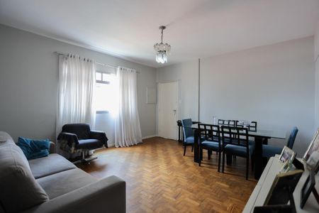 Apartamento à venda com 78m², 2 quartos e 1 vagaSala