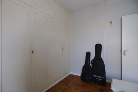 Apartamento à venda com 78m², 2 quartos e 1 vagaQuarto 2