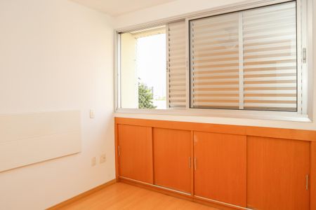 Apartamento para alugar com 80m², 2 quartos e 2 vagasSuíte