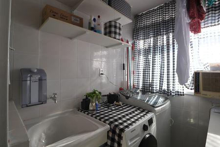 Apartamento para alugar com 75m², 2 quartos e 1 vagaÁrea de Serviço