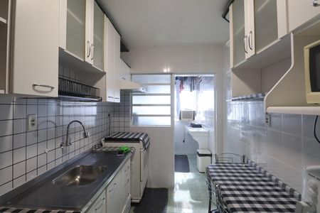 Apartamento para alugar com 75m², 2 quartos e 1 vagaCozinha