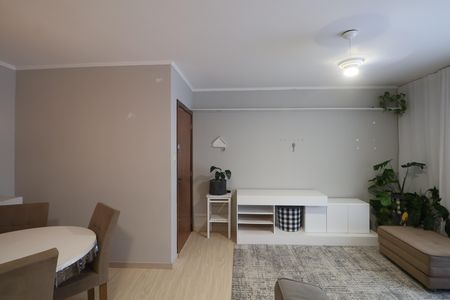 Apartamento para alugar com 75m², 2 quartos e 1 vagaSala