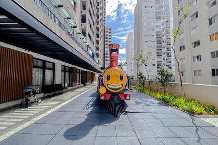 Apartamento para alugar com 69m², 2 quartos e 1 vaga Apartamento para alugar com 69m², 2 quartos e 1 vagaÁrea comum - Playground