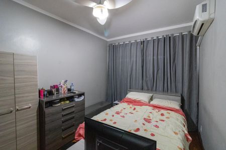Apartamento à venda com 97m², 3 quartos e 2 vagas Apartamento à venda com 97m², 3 quartos e 2 vagasQuarto 2