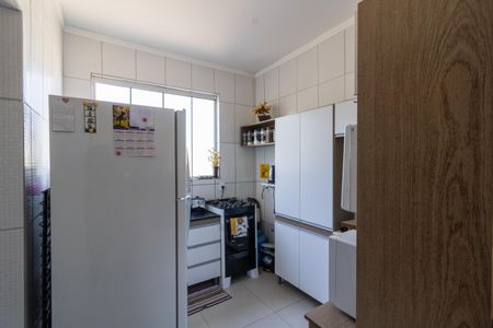Apartamento à venda com 97m², 3 quartos e 2 vagas Apartamento à venda com 97m², 3 quartos e 2 vagasCozinha e Área de Serviço