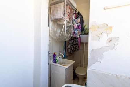 Apartamento à venda com 97m², 3 quartos e 2 vagas Apartamento à venda com 97m², 3 quartos e 2 vagasCozinha e Área de Serviço