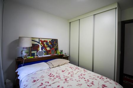 Apartamento à venda com 173m², 4 quartos e 4 vagasQuarto 3