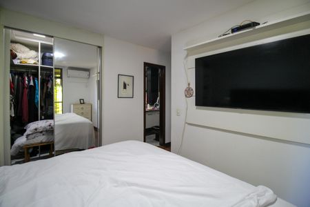 Apartamento à venda com 173m², 4 quartos e 4 vagasSuíte 1