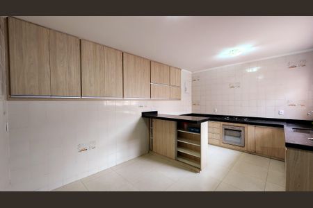 Casa à venda com 200m², 3 quartos e 3 vagasCozinha