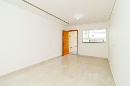 Casa à venda com 115m², 3 quartos e 2 vagasSala