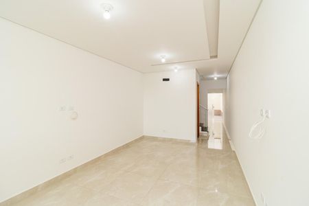 Casa à venda com 115m², 3 quartos e 2 vagasSala