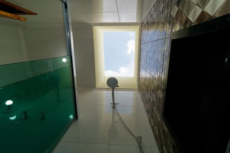 Casa à venda com 107m², 3 quartos e 2 vagasBanheiro da Suíte 2