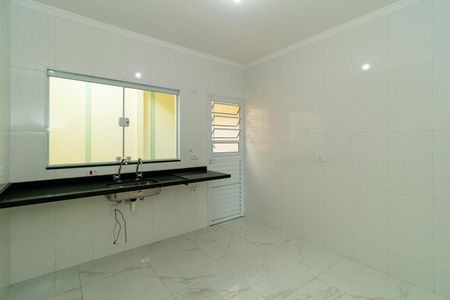 Casa à venda com 107m², 3 quartos e 2 vagasCozinha