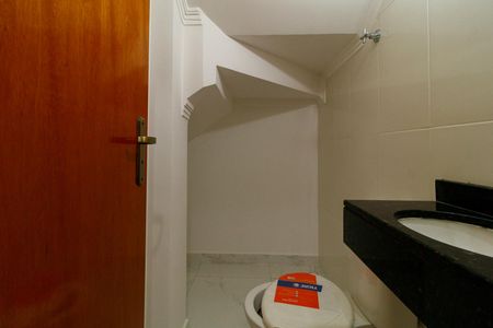 Casa à venda com 107m², 3 quartos e 2 vagasLavabo