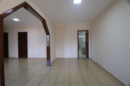 Casa à venda com 120m², 4 quartos e 6 vagasSala de Jantar