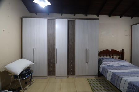 Casa à venda com 120m², 4 quartos e 6 vagasQuarto/ casa 2