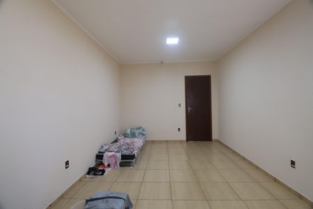 Casa à venda com 120m², 4 quartos e 6 vagasQuarto 1