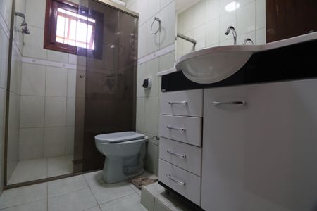 Casa à venda com 120m², 4 quartos e 6 vagasBanheiro socia