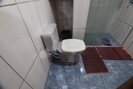 Casa à venda com 120m², 4 quartos e 6 vagasBanheiro/ casa 2