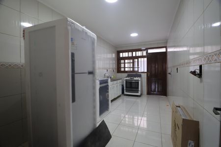 Casa à venda com 120m², 4 quartos e 6 vagasCozinha