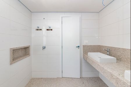 Apartamento à venda com 135m², 4 quartos e 4 vagasBanheiro da Suíte 1