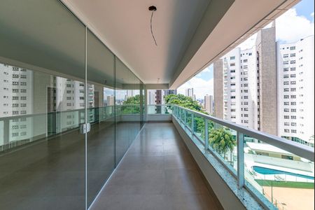 Apartamento à venda com 135m², 4 quartos e 4 vagasVaranda da Sala