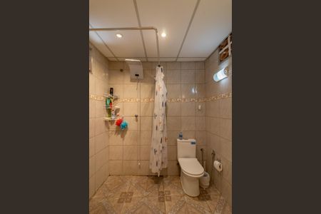 Casa para alugar com 300m², 3 quartos e 1 vagaBanheiro 