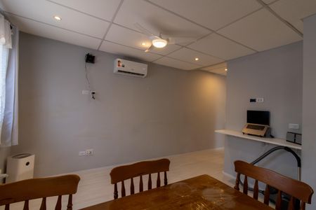 Casa para alugar com 300m², 3 quartos e 1 vagaSala