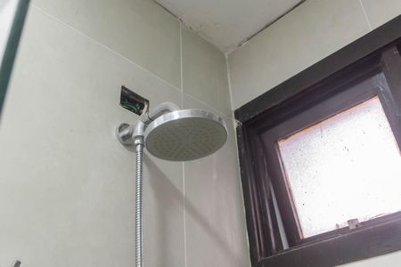 Casa à venda com 240m², 4 quartos e 4 vagasBanheiro de Serviço