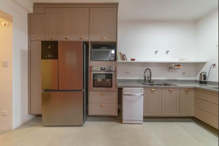 Casa à venda com 240m², 4 quartos e 4 vagasCozinha