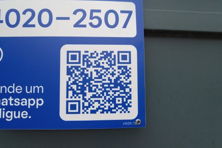 Casa à venda com 240m², 4 quartos e 4 vagasPlaquinha / KRZR´- 78...