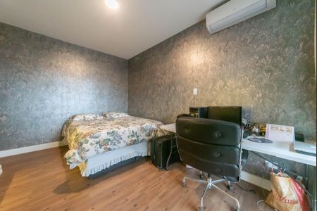 Casa à venda com 240m², 4 quartos e 4 vagasQuarto 3