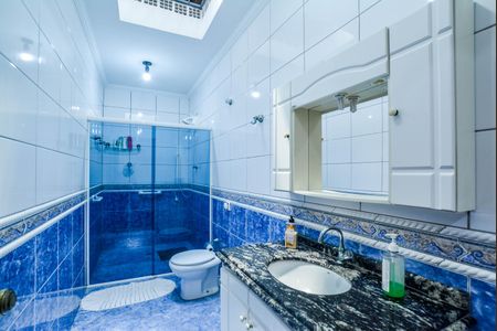 Apartamento para alugar com 340m², 3 quartos e 2 vagasBanheiro Corredor