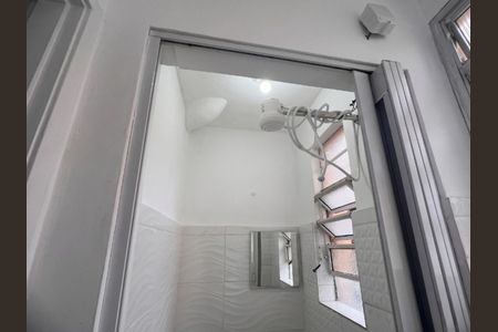 Banheiro de apartamento para alugar com 1 quarto, 40m² em Liberdade, São Paulo