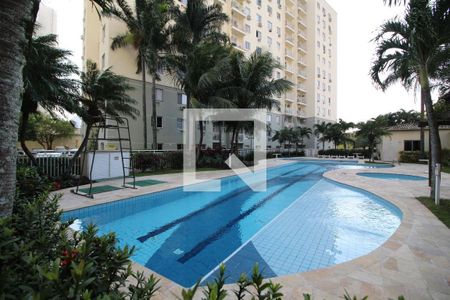 Apartamento à venda com 50m², 2 quartos e 1 vaga Apartamento à venda com 50m², 2 quartos e 1 vagaÁrea comum - Piscina