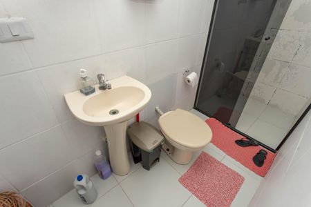 Casa à venda com 262m², 3 quartos e 3 vagasCasa 2 - banheiro 1