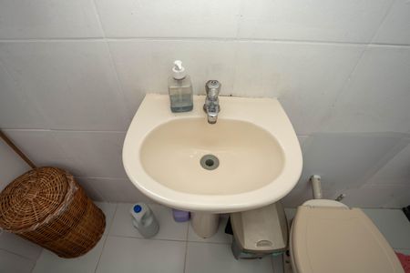 Casa à venda com 262m², 3 quartos e 3 vagasCasa 2 - banheiro 1